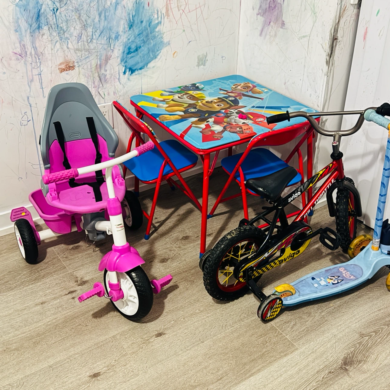 Little Tikes Tricycle and Paw Patrol Table Set - photo 3