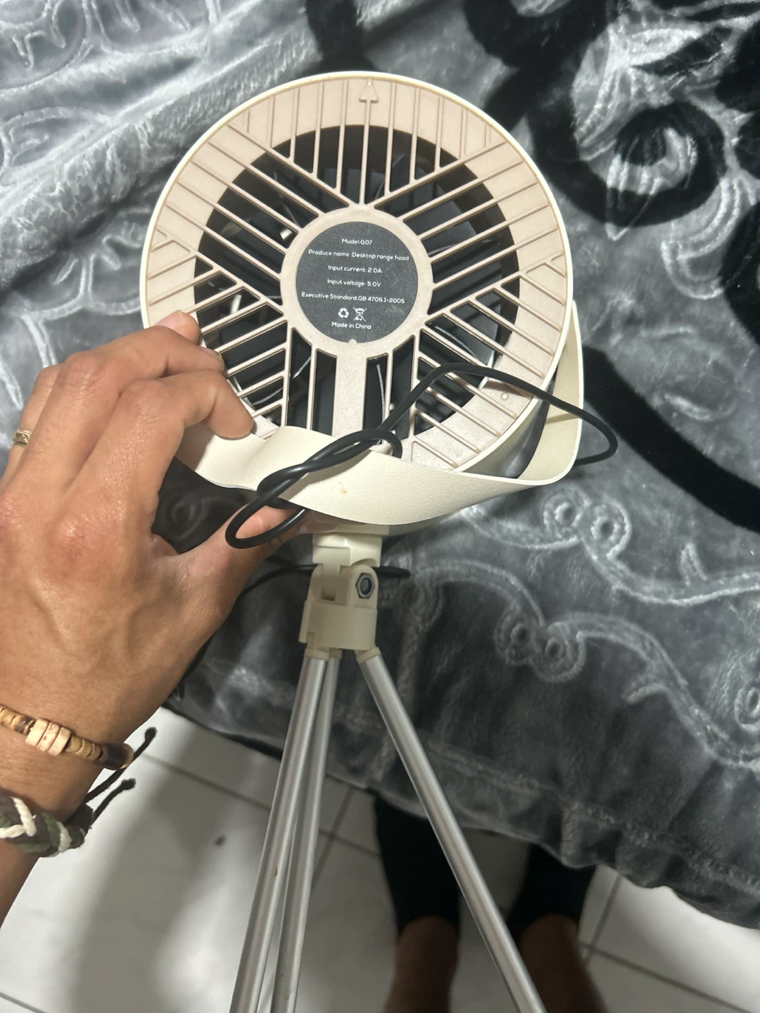 Model G07 Portable Fan with Tripod - photo 2