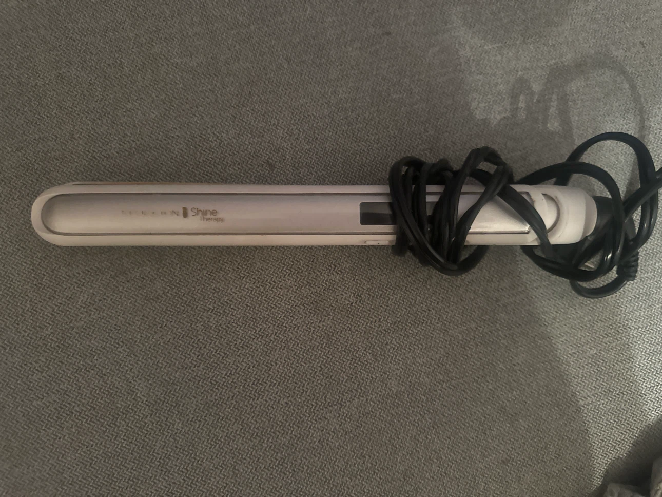 Remington Hair Straightener – Excellent Condition