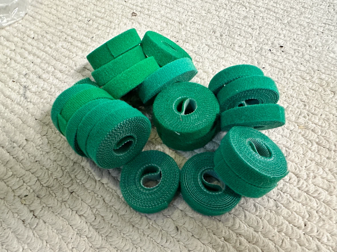 🆕 Plant Ties / Tapes - photo 2