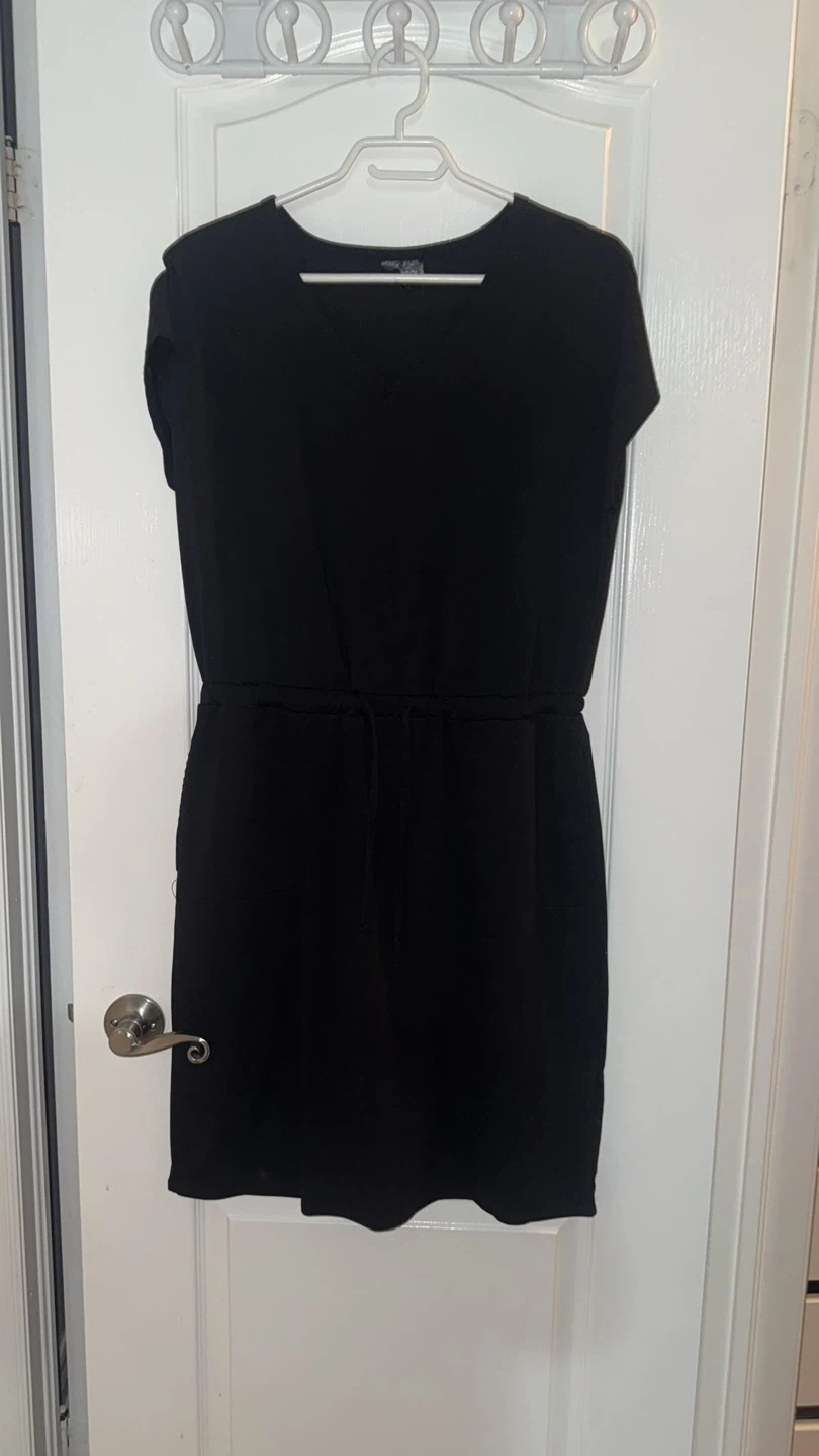 Black V-Neck T-Shirt Dress