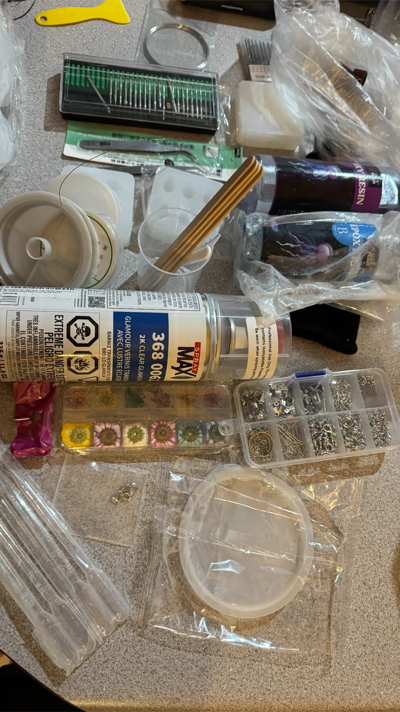 Resin Crafting Kit with Molds and Supplies