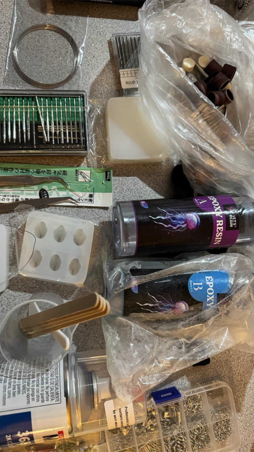 Resin Crafting Kit with Molds and Supplies - photo 3