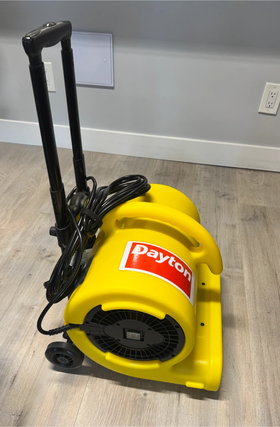 NEW Dayton 1/2 HP Commercial Air Mover – Carpet & Floor Dryer