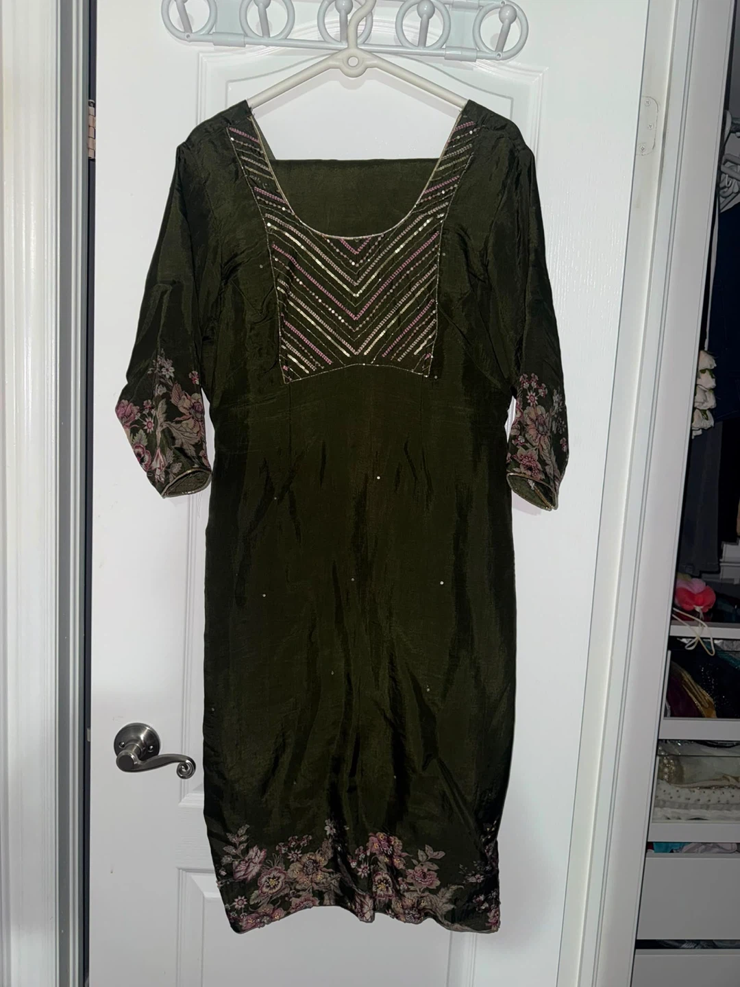 Women's Dark Green Embellished suit