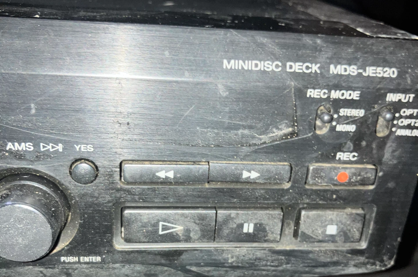 Sony MDS-JE520 MiniDisc Deck - photo 4