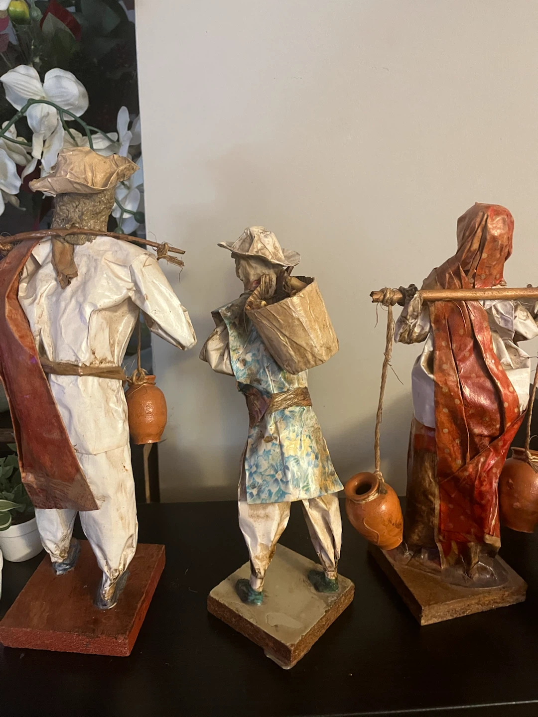 Paper Mache Figurines - Set of 3 - photo 2