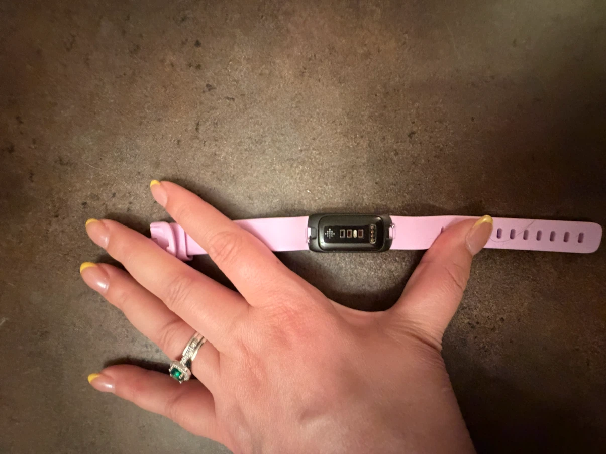 Fitbit Inspire 3 - Lilac Bliss/Black - photo 2