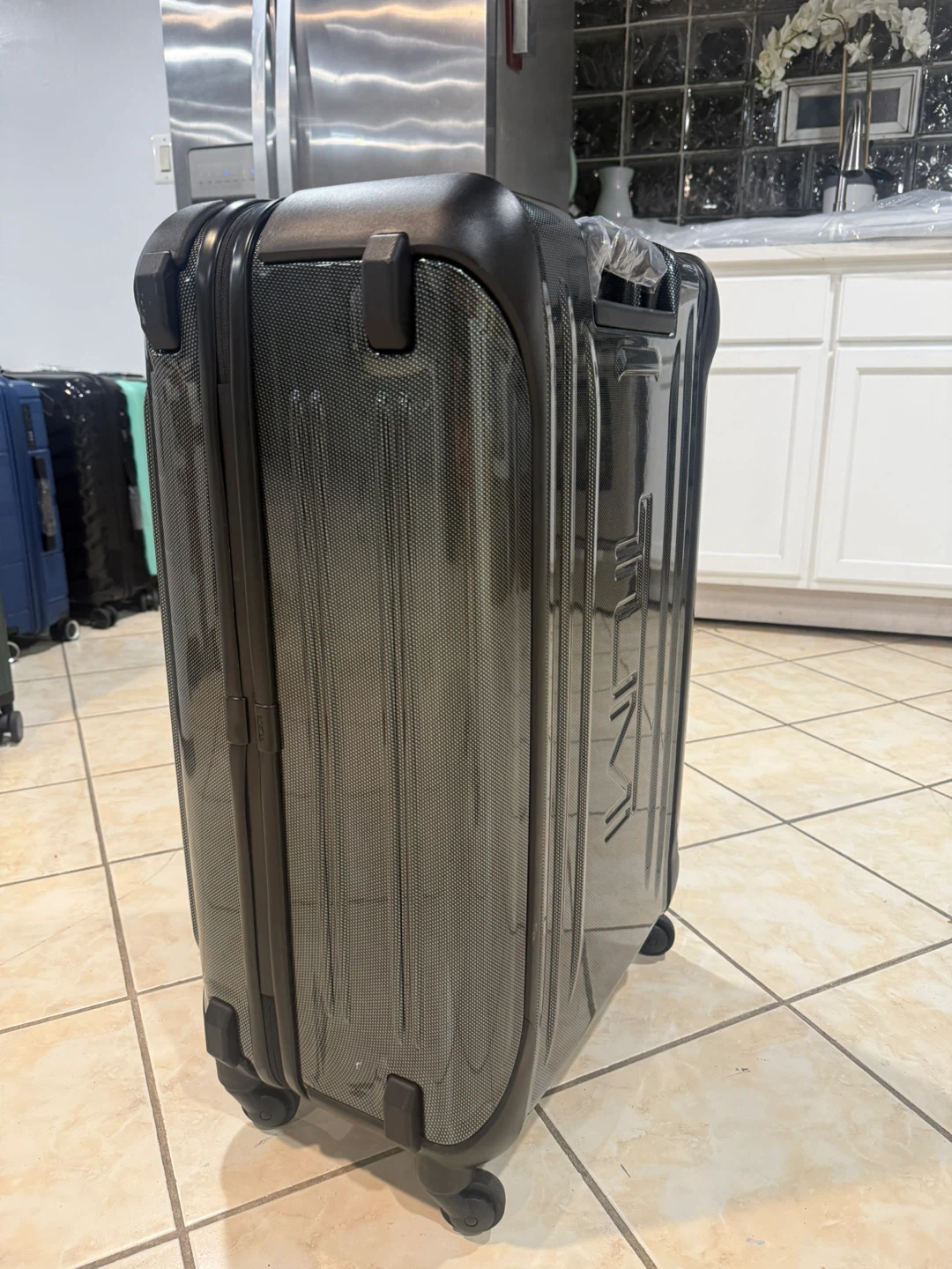 Tumi Hardside Luggage - photo 2