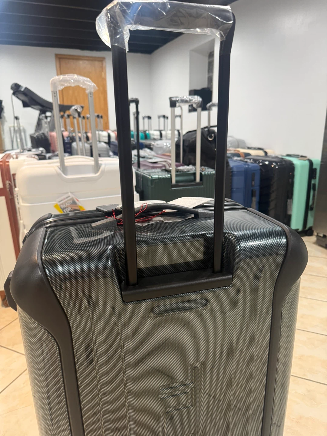 Tumi Hardside Luggage - photo 3