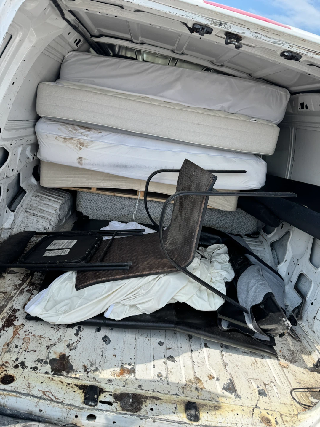 Same day junk removal and delivery