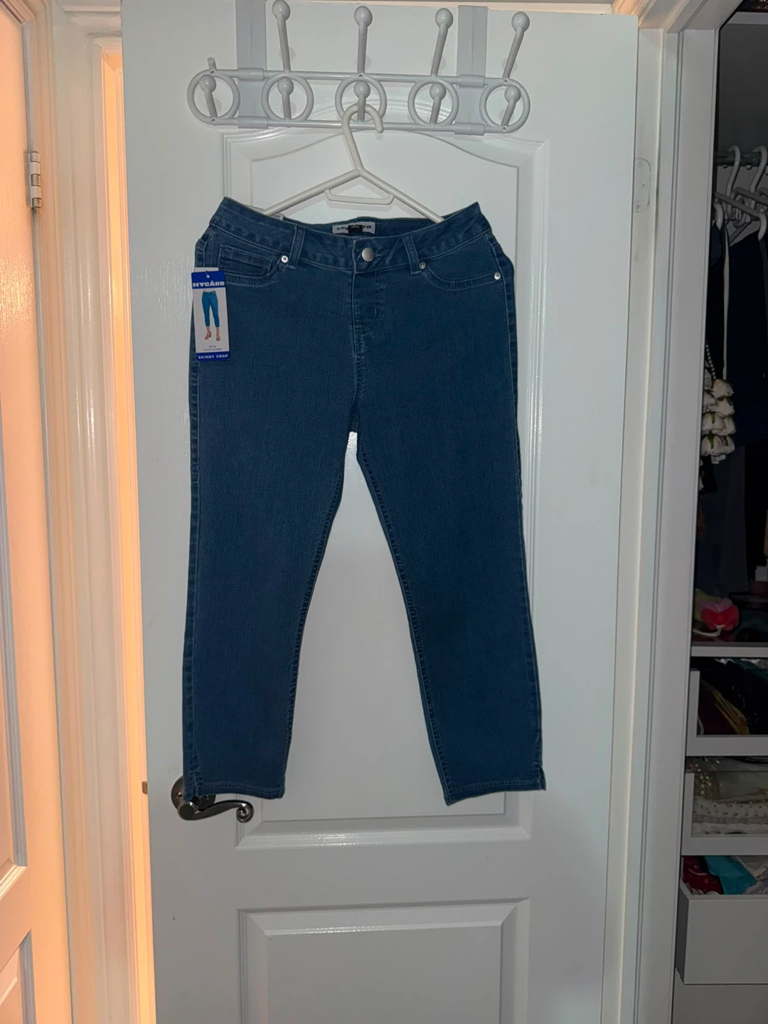 Sold separately women’s pants, leggings, and dress pants - photo 3