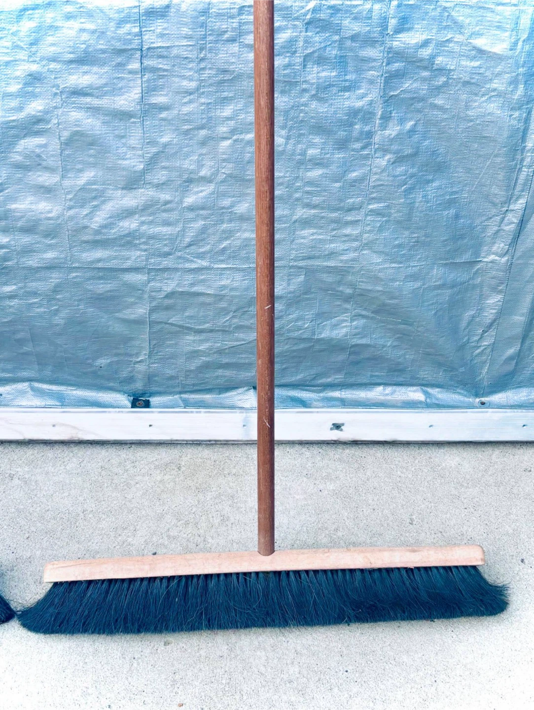 24” Contractors Horsehair Bristle Broom