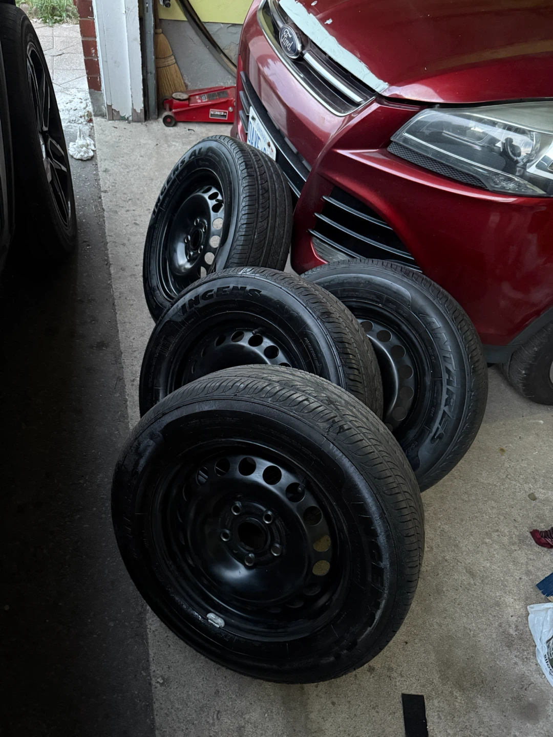 Rims and tires for Jetta 5x112