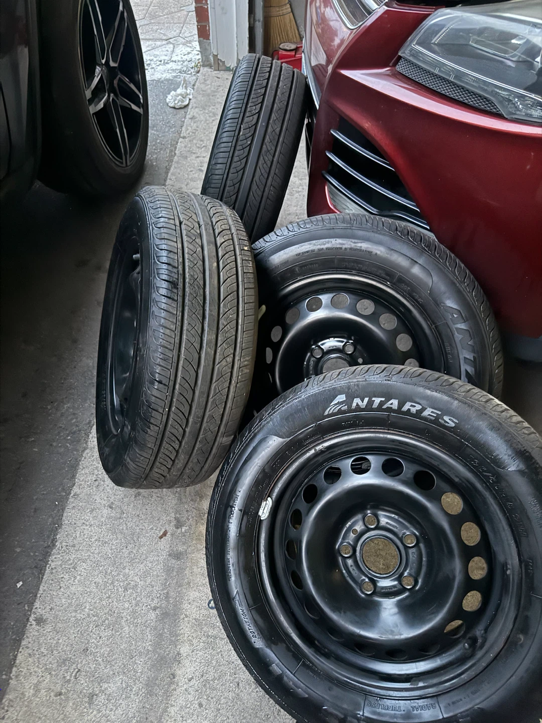 Rims and tires for Jetta 5x112 - photo 4