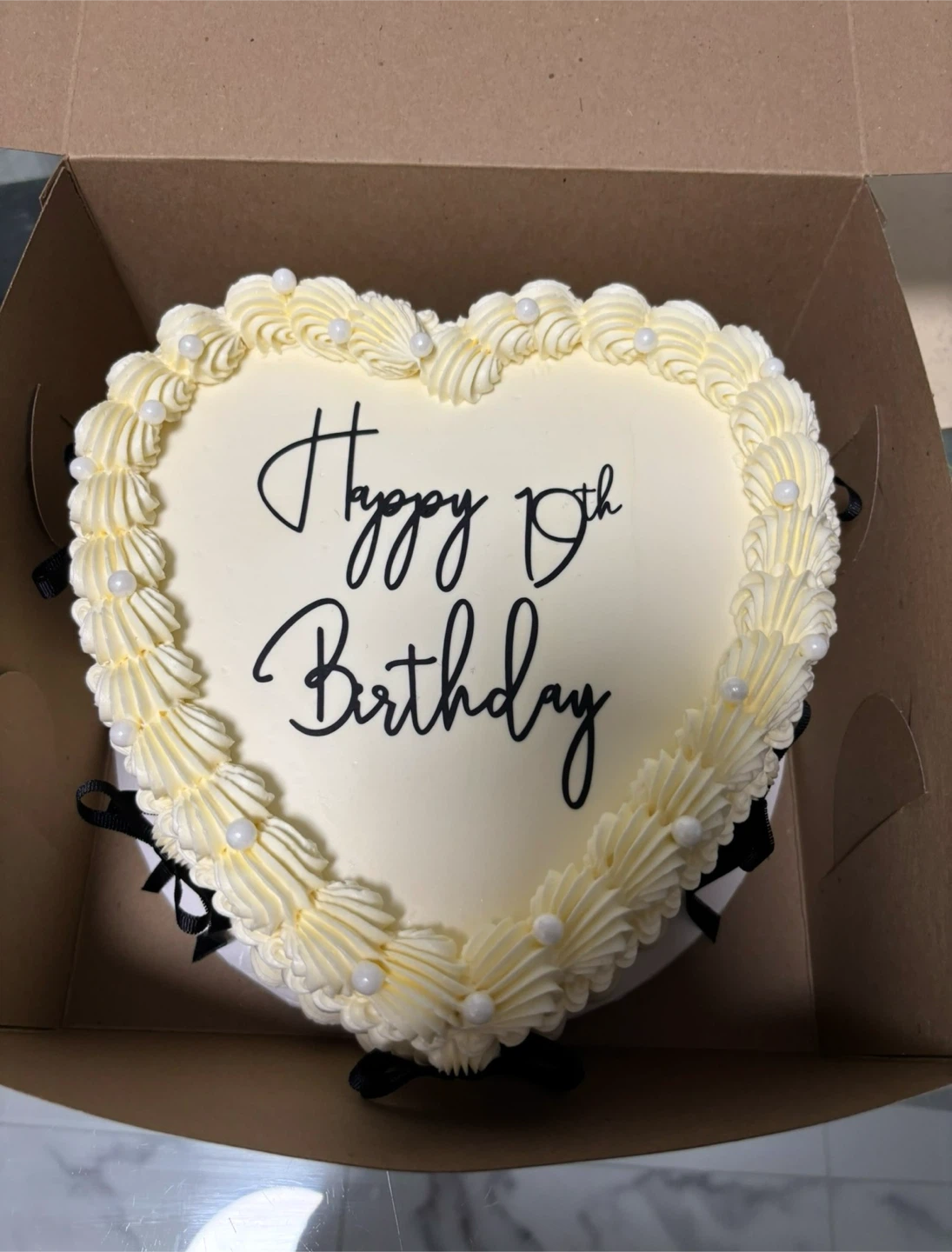 Custom Cakes - photo 3