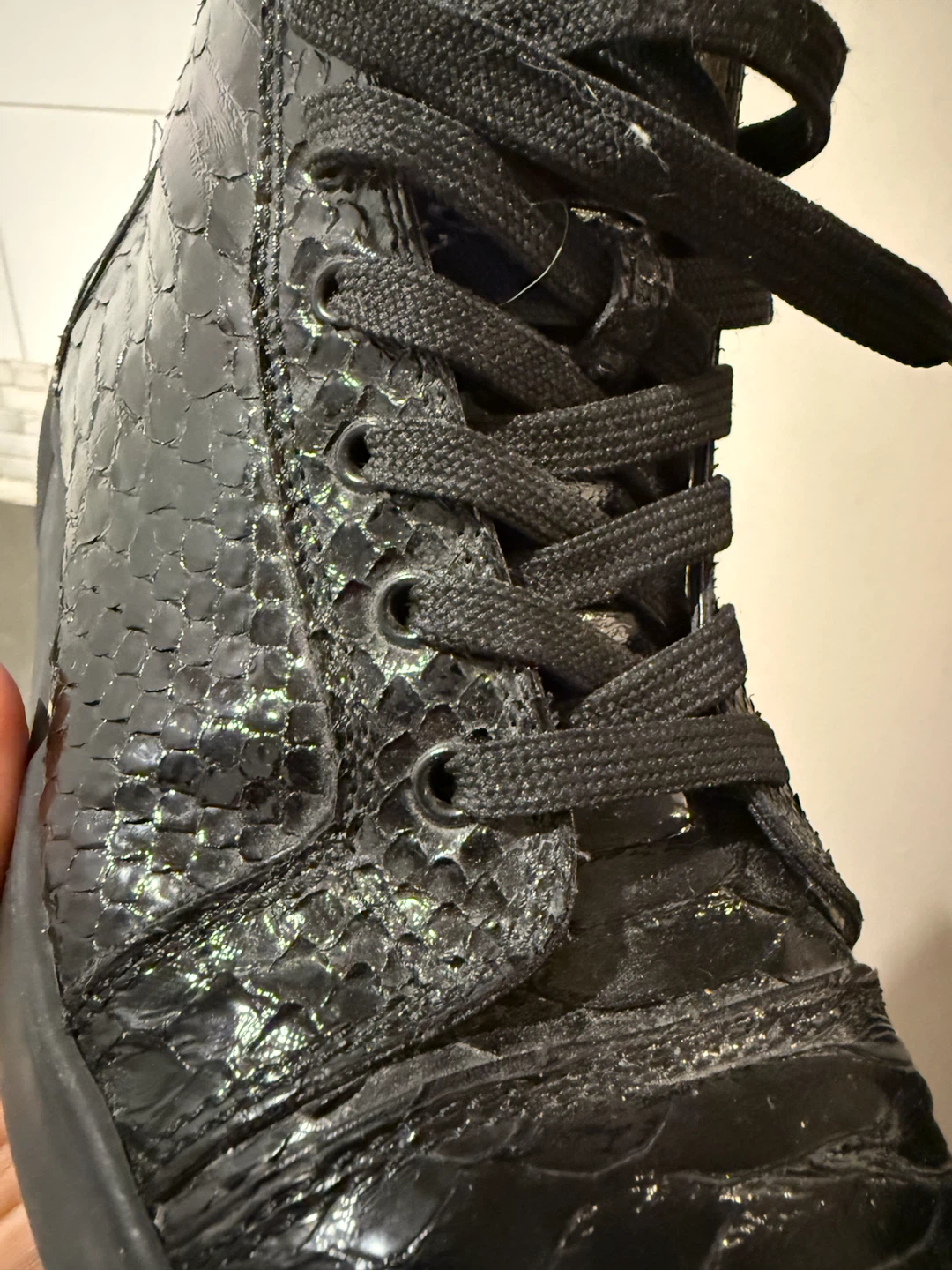 Christian Louboutin Black Python Louis Orlato Sneakers Size 43 - photo 4