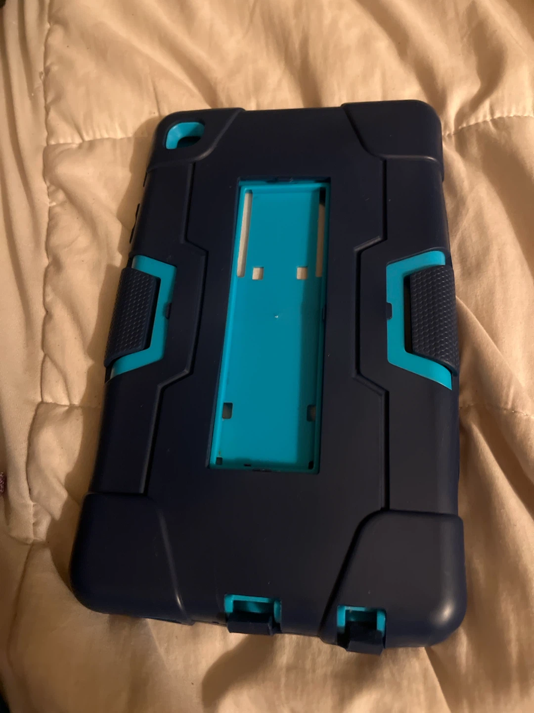 Samsung Tablet with Protective Case - photo 2