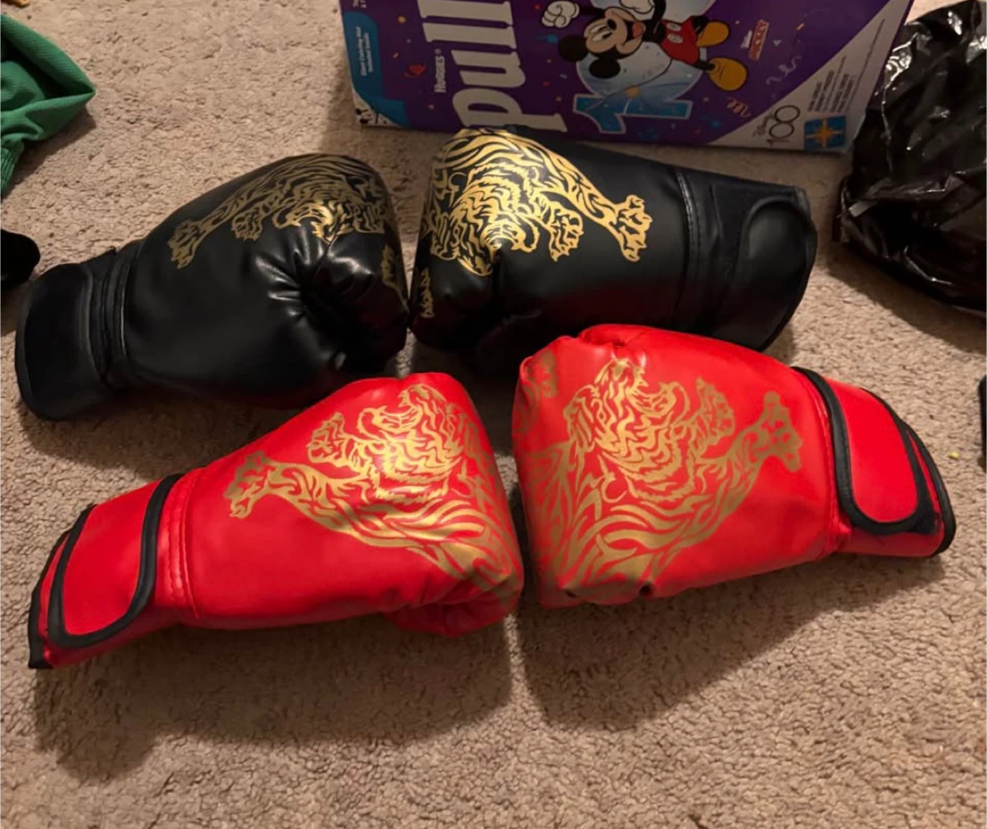Boxing Gloves with Tiger Design - photo 2