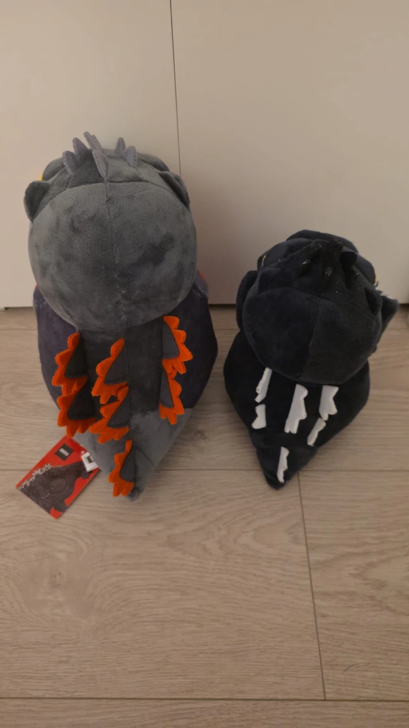 2 Godzilla Plush Toys - photo 2
