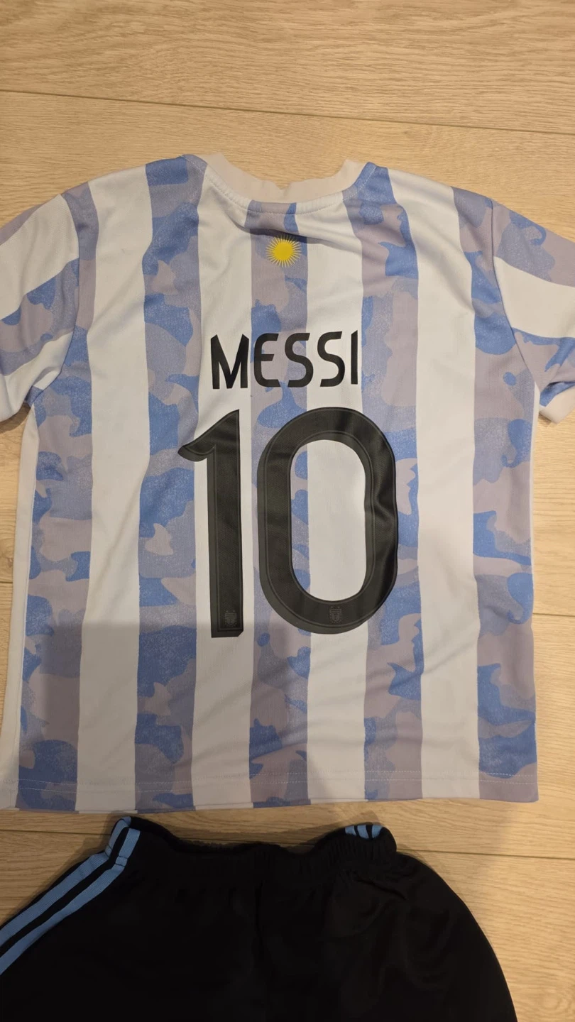 Jiongchild Argentina Messi Soccer Jersey and Shorts Set - photo 2