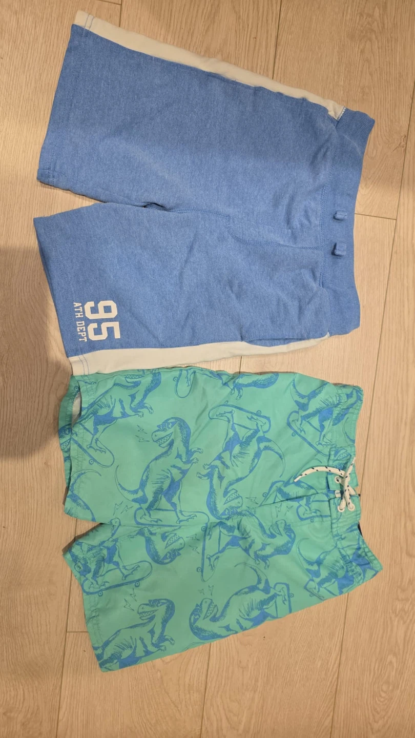 OshKosh B'gosh Boys Shorts Size 7 & 8