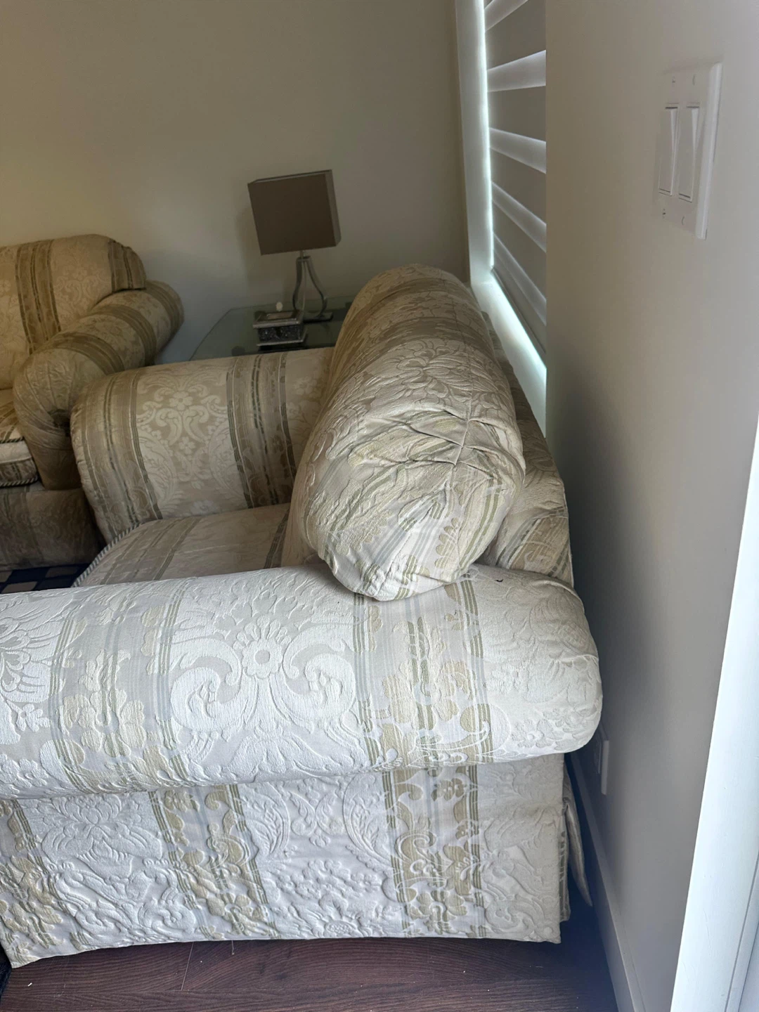 Cream floral striped sofa - photo 2
