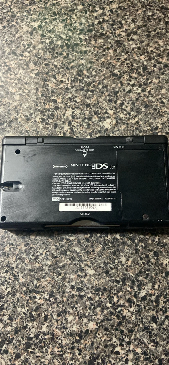 Nintendo DS Lite - photo 3