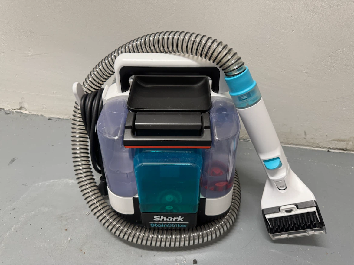 Shark StainStriker PX201 26 Carpet Cleaner