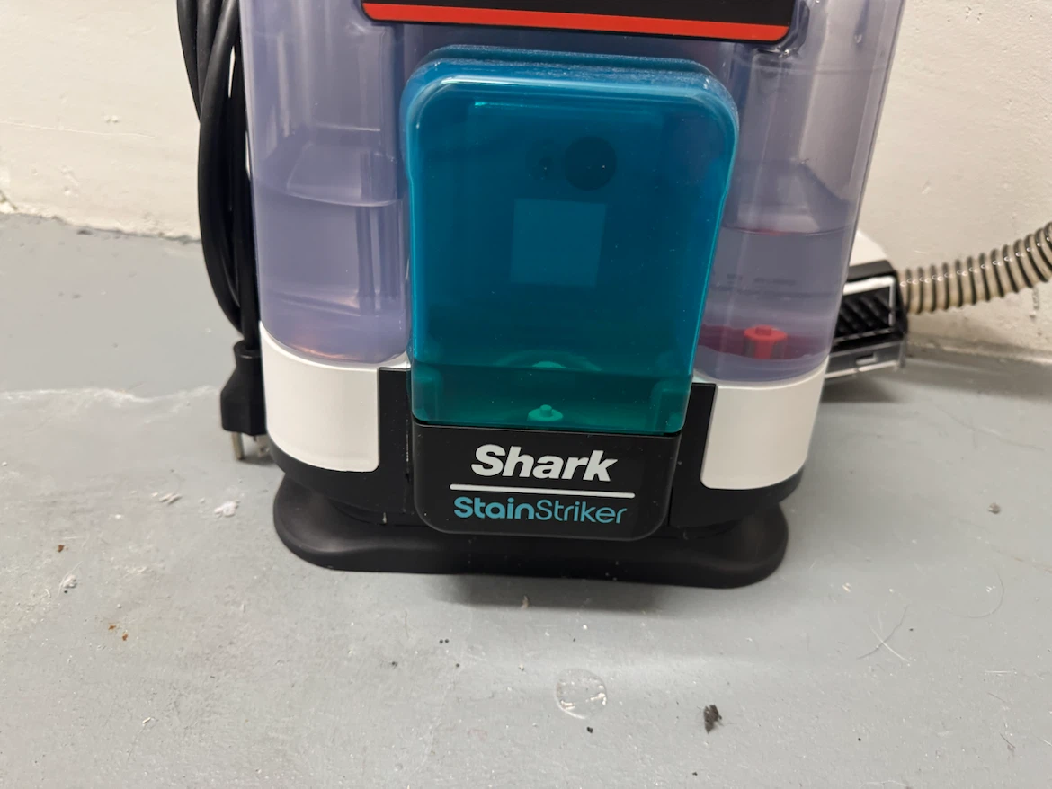 Shark StainStriker PX201 26 Carpet Cleaner - photo 3