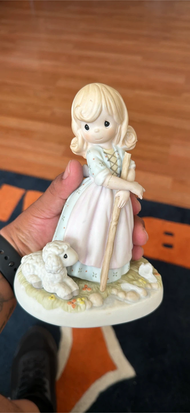 Precious Moments figurines - photo 2