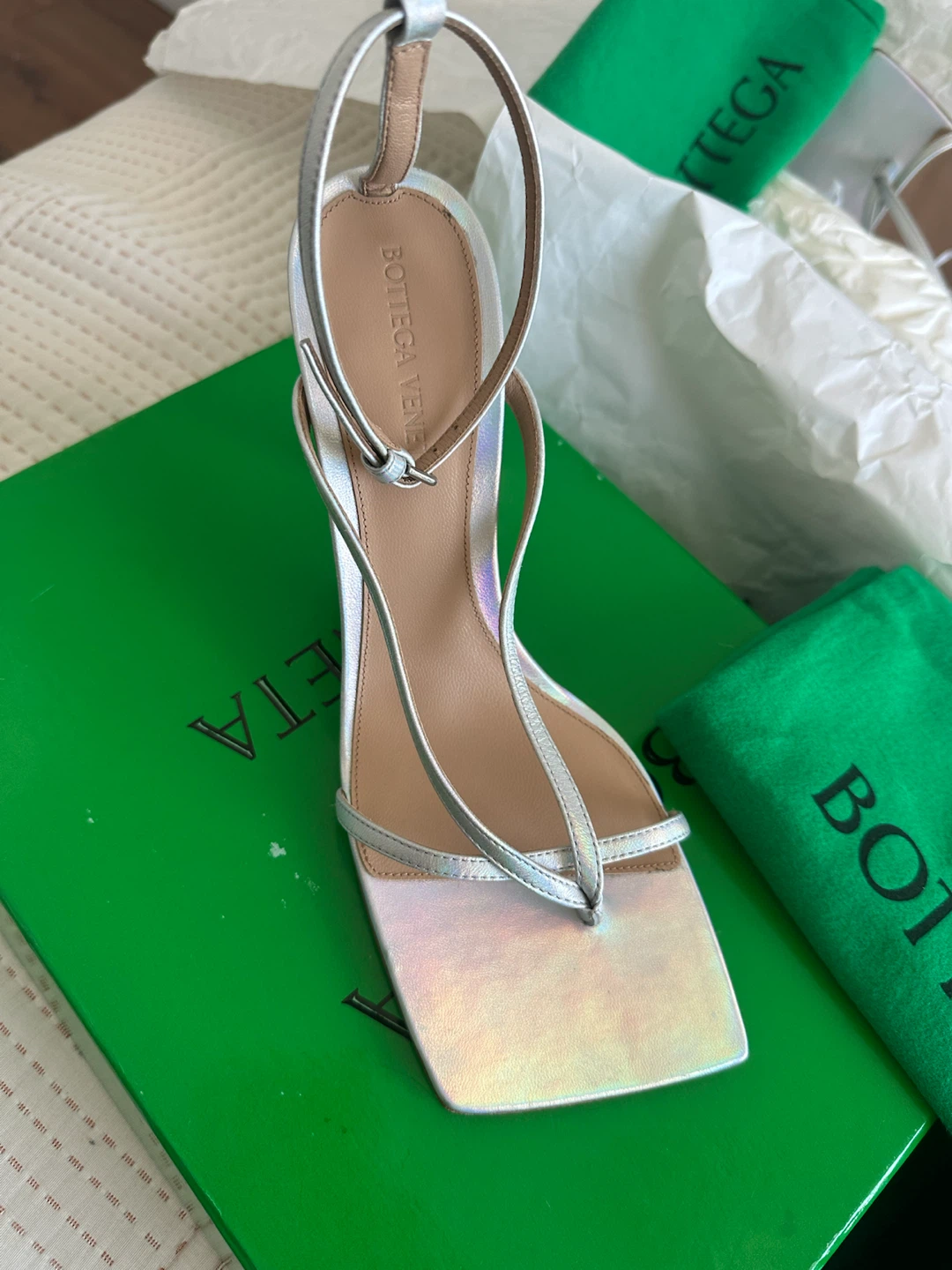 Bottega Veneta Silver Leather Sandals - photo 2