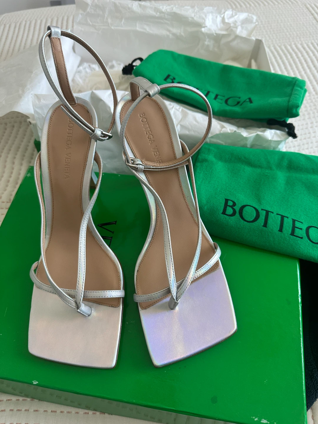 Bottega Veneta Silver Leather Sandals - photo 4