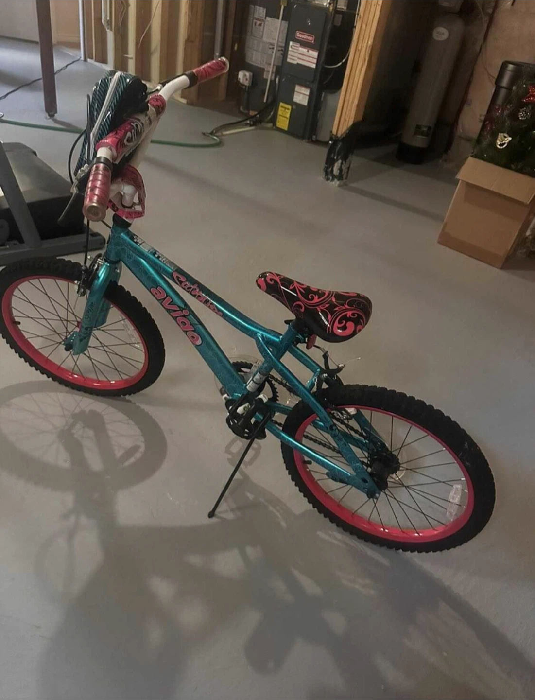18 inch Avigo Sapphire Kids Bike