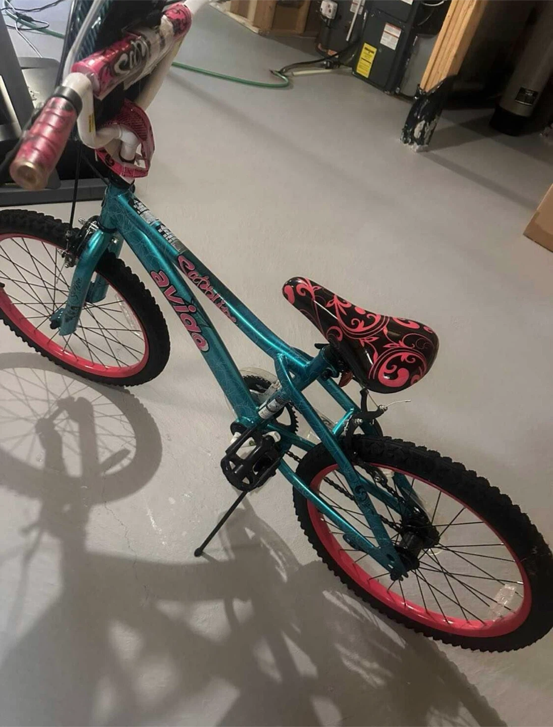 18 inch Avigo Sapphire Kids Bike - photo 4