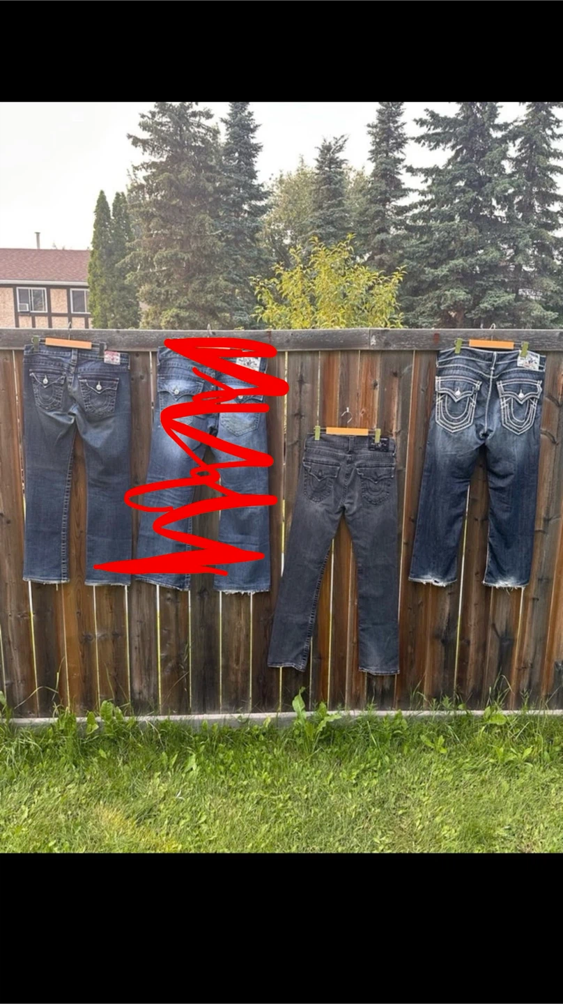 true religion jeans 2 men’s & 1 woman’s 15$ each