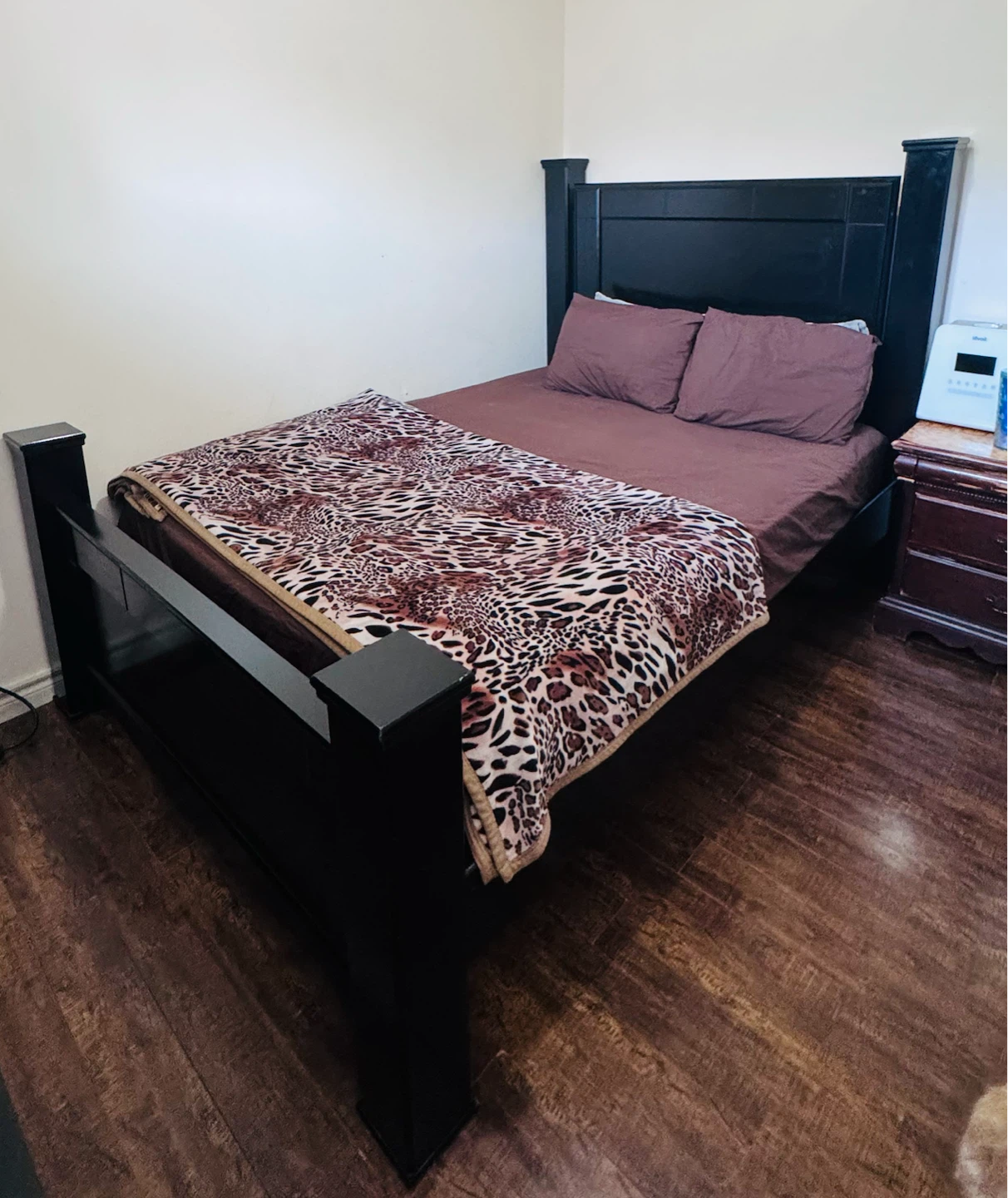 Queen Black heavy Wooden Bed Frame