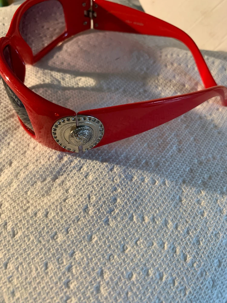 Red Sunglasses with Medusa Detail - photo 2
