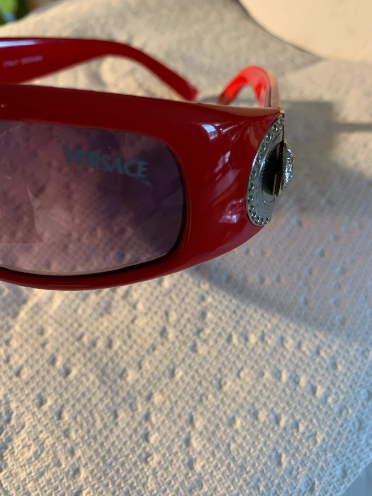 Red Sunglasses with Medusa Detail - photo 3