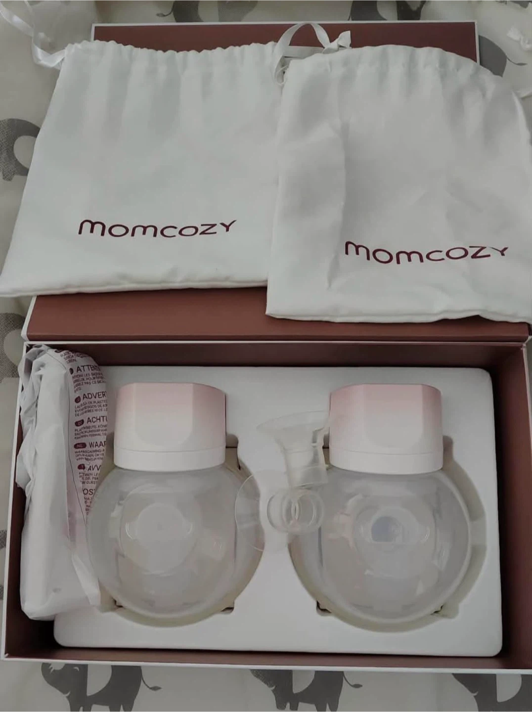 Momcozy handsfree breastpump
