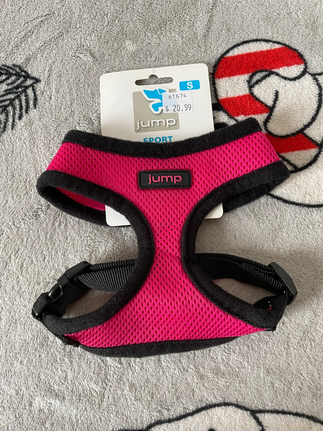 Brand New Small Dog Harness (Fits Cats Also)