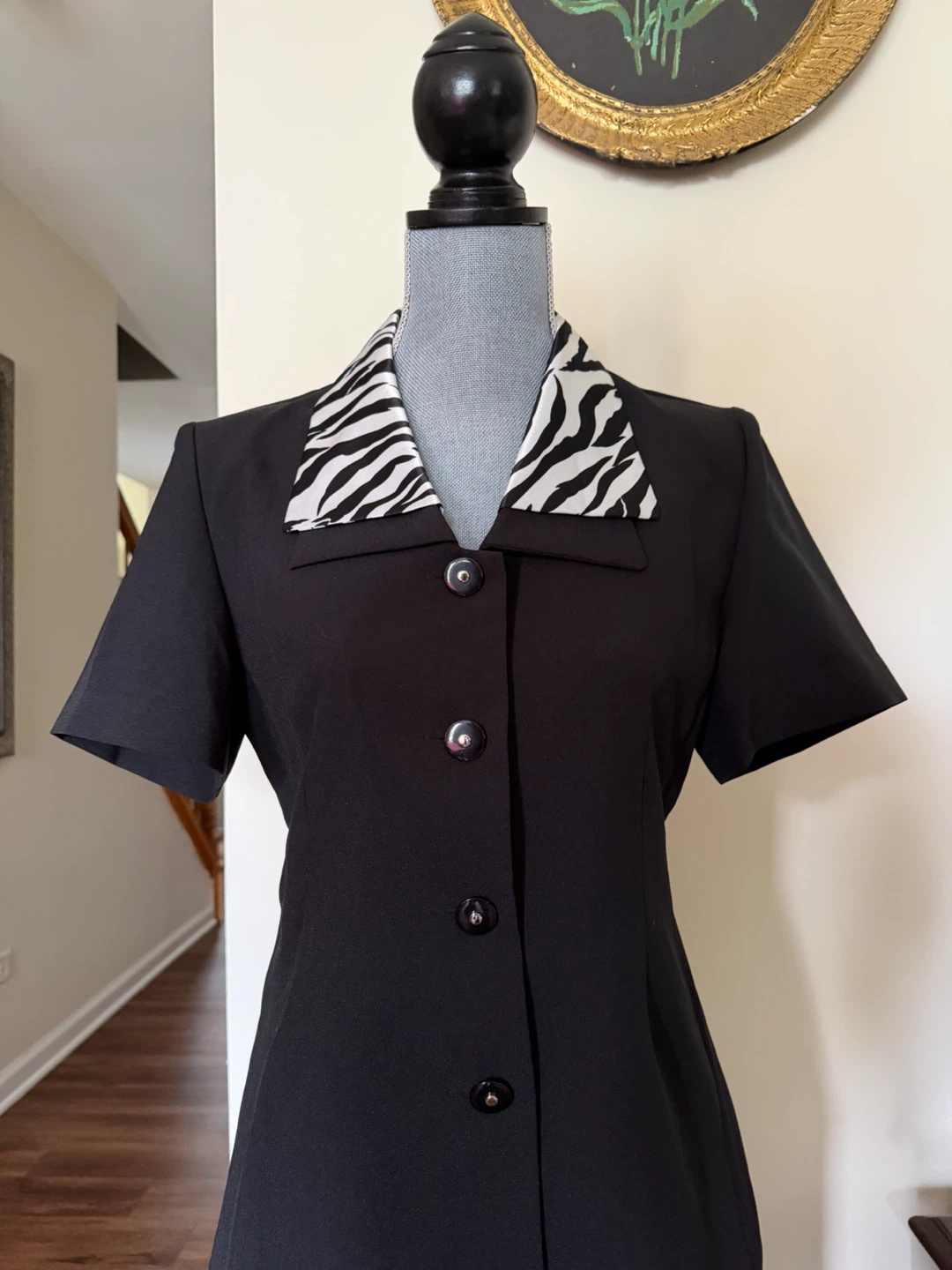 Black Skirt Suit with Zebra Print Collar - photo 2