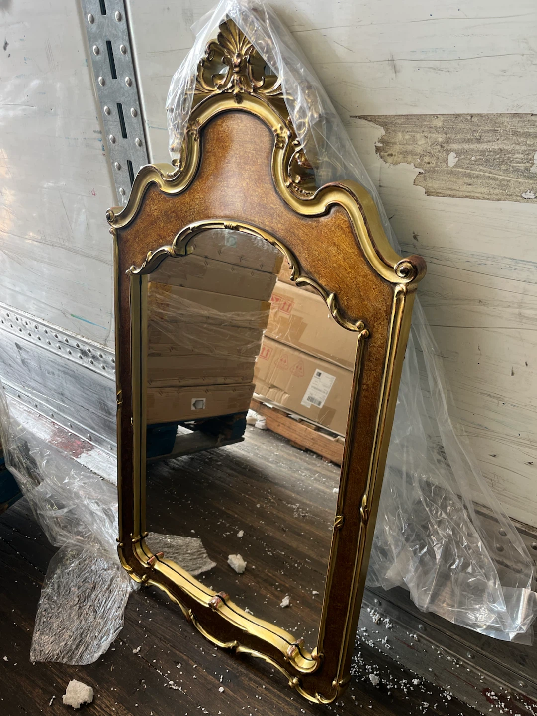 Ornate Gold Wood Mirror - photo 2