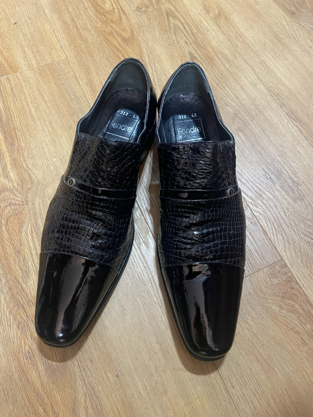 Fendre Black Patent Leather Croc Embossed Dress Shoes
