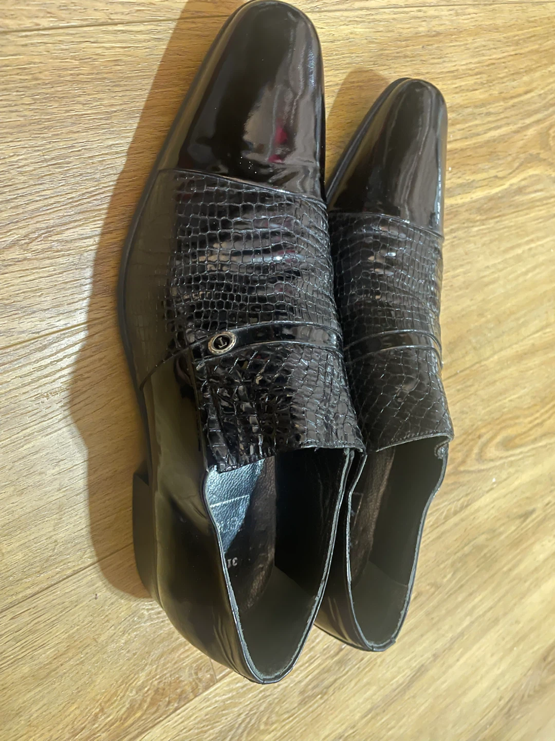 Fendre Black Patent Leather Croc Embossed Dress Shoes - photo 2