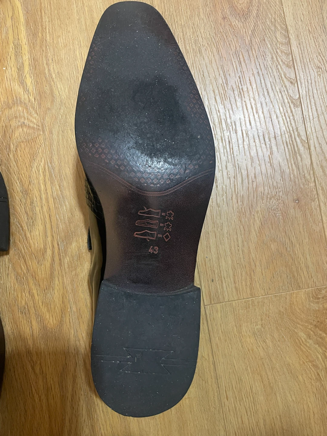 Fendre Black Patent Leather Croc Embossed Dress Shoes - photo 4