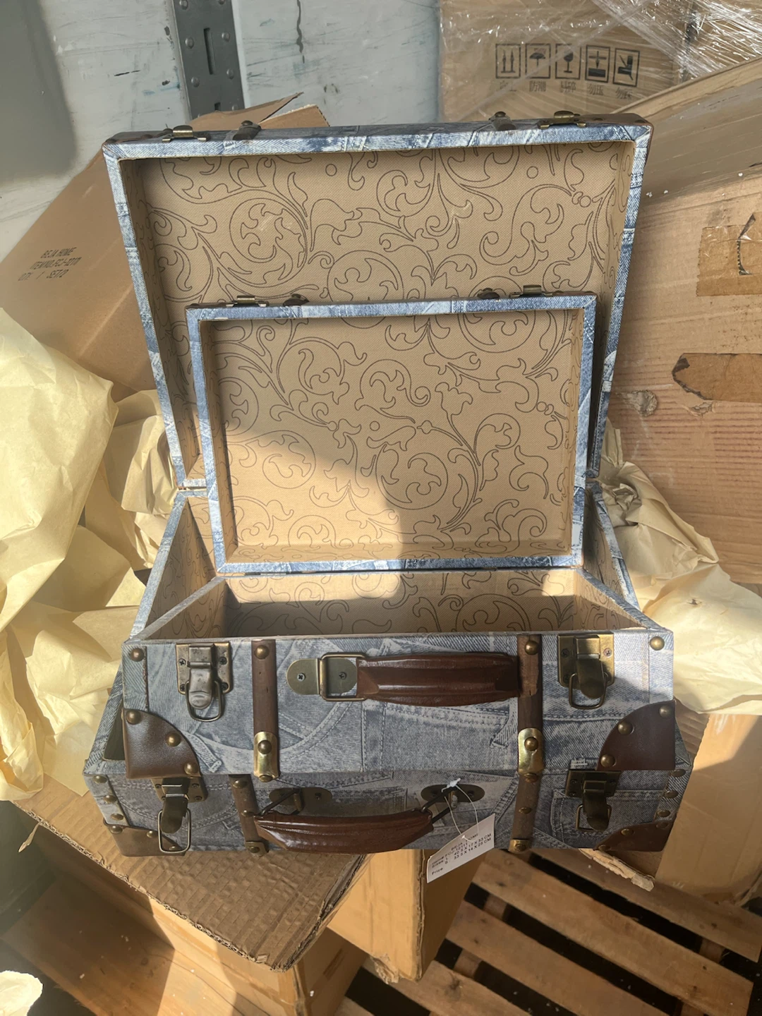 BEJA HOME Decorative Suitcase - photo 4