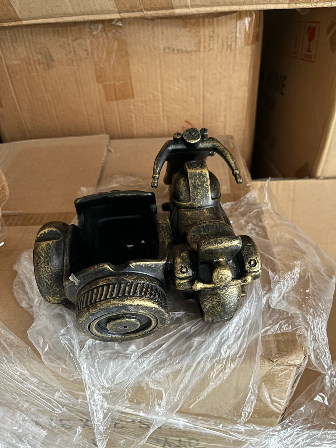 Motorcycle and Sidecar Ashtray - photo 3