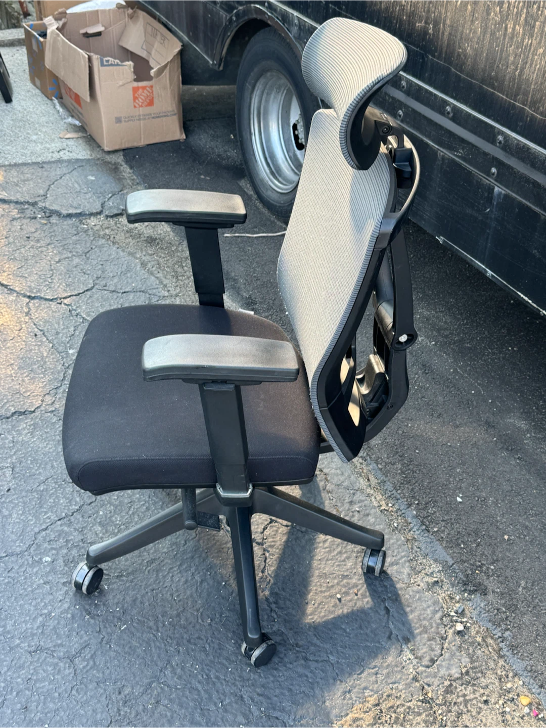 Autonomous Ergonomic Office Chair - photo 2