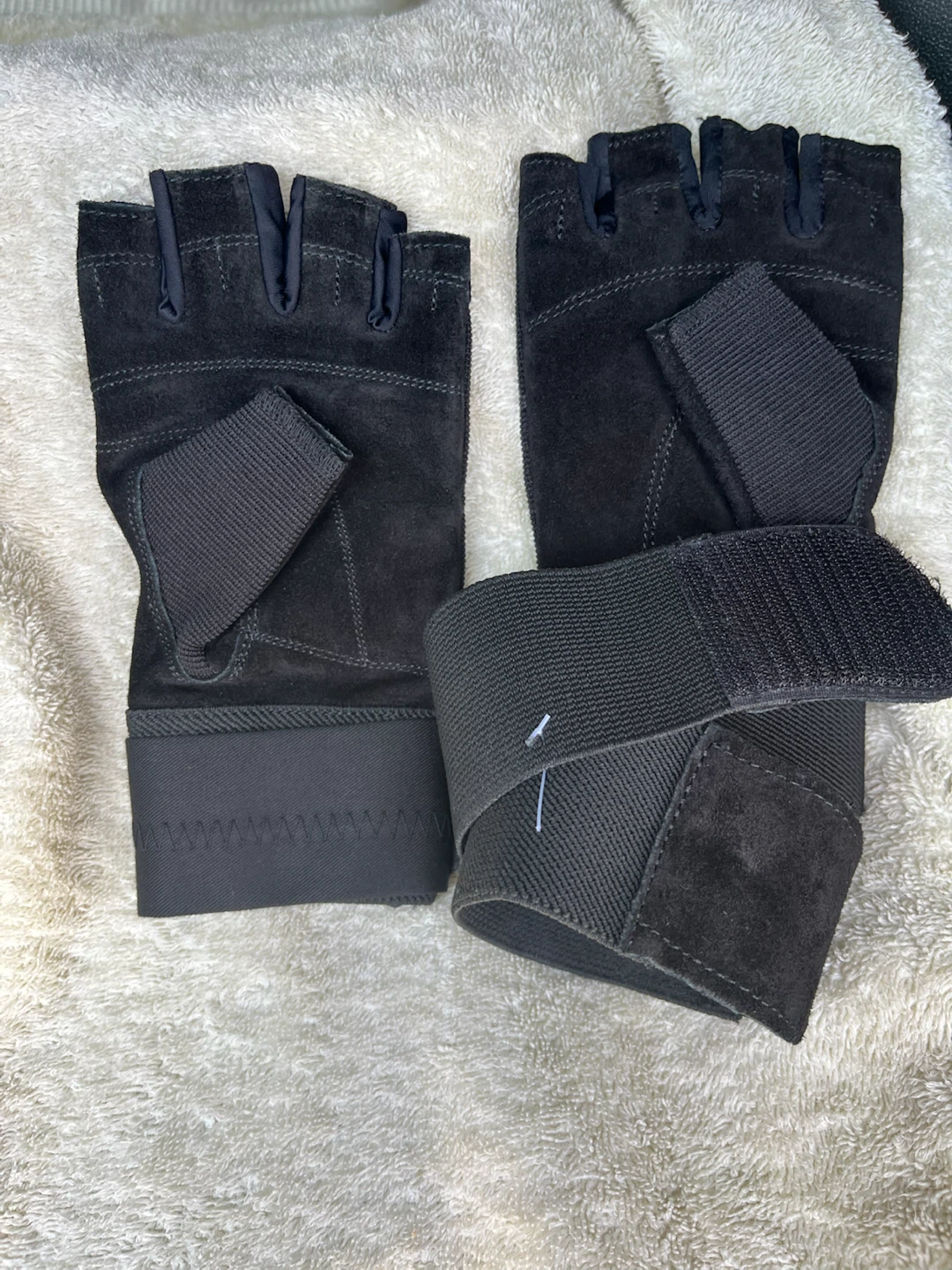 Valeo Weightlifting Gloves - photo 2